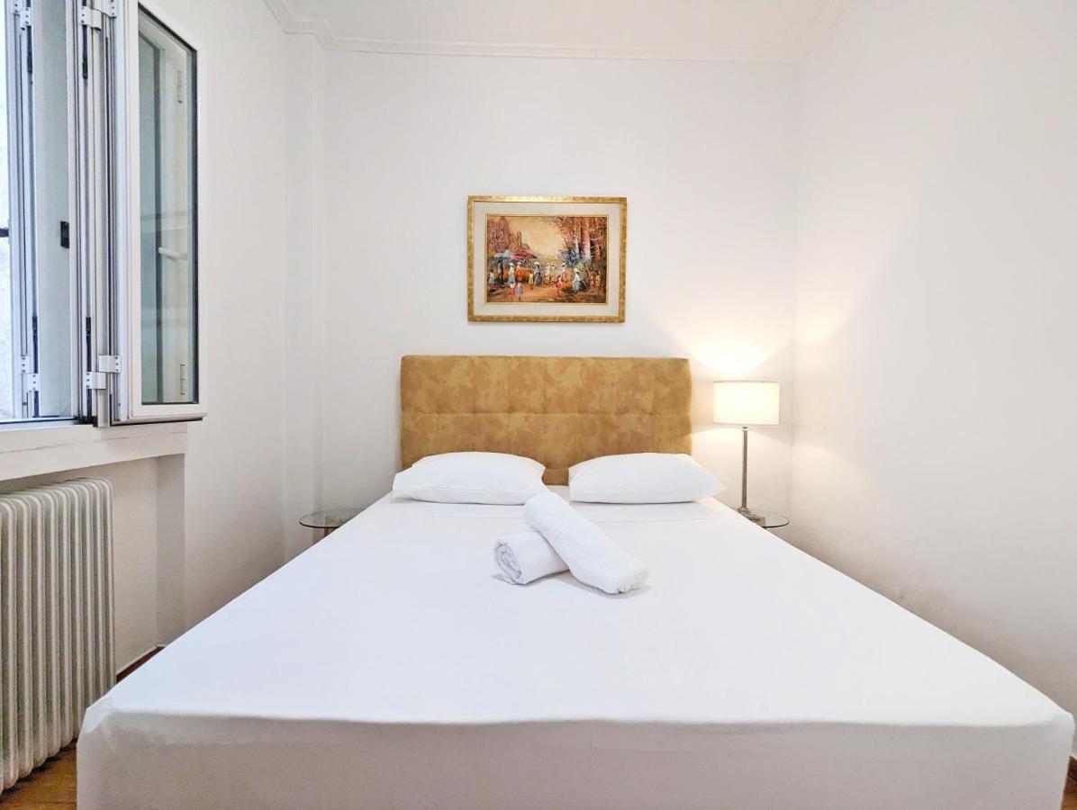 Victroria Grand Palace Apartment Афіни Екстер'єр фото