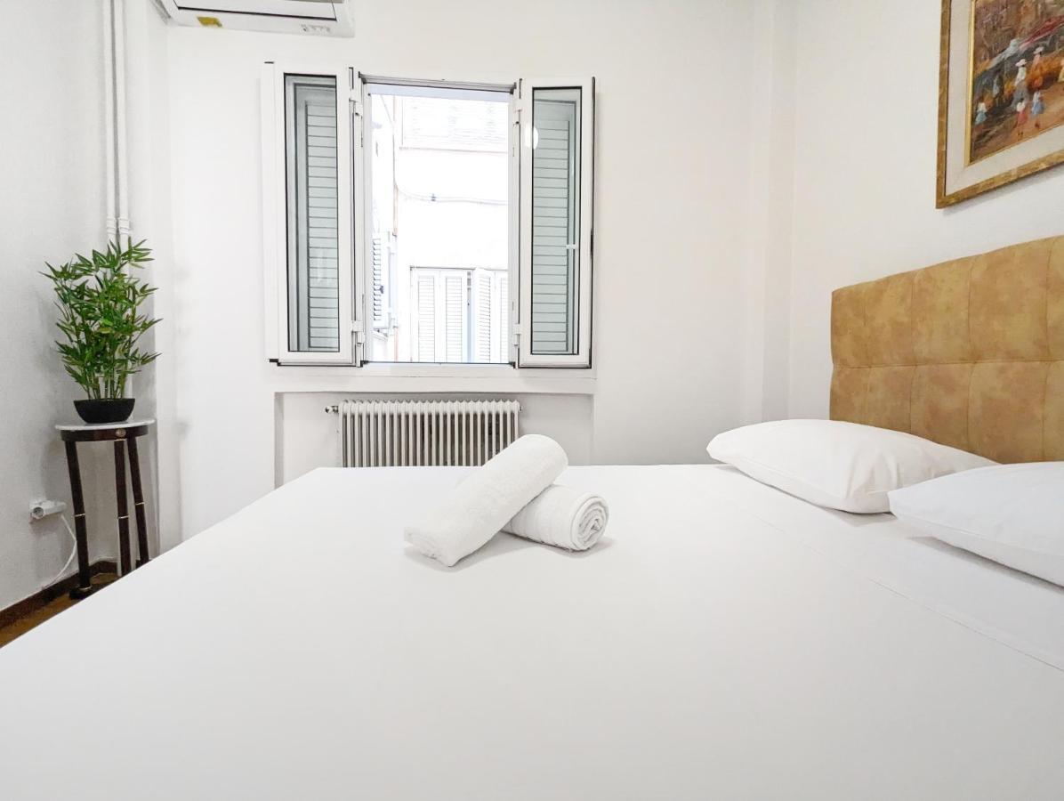 Victroria Grand Palace Apartment Афіни Екстер'єр фото