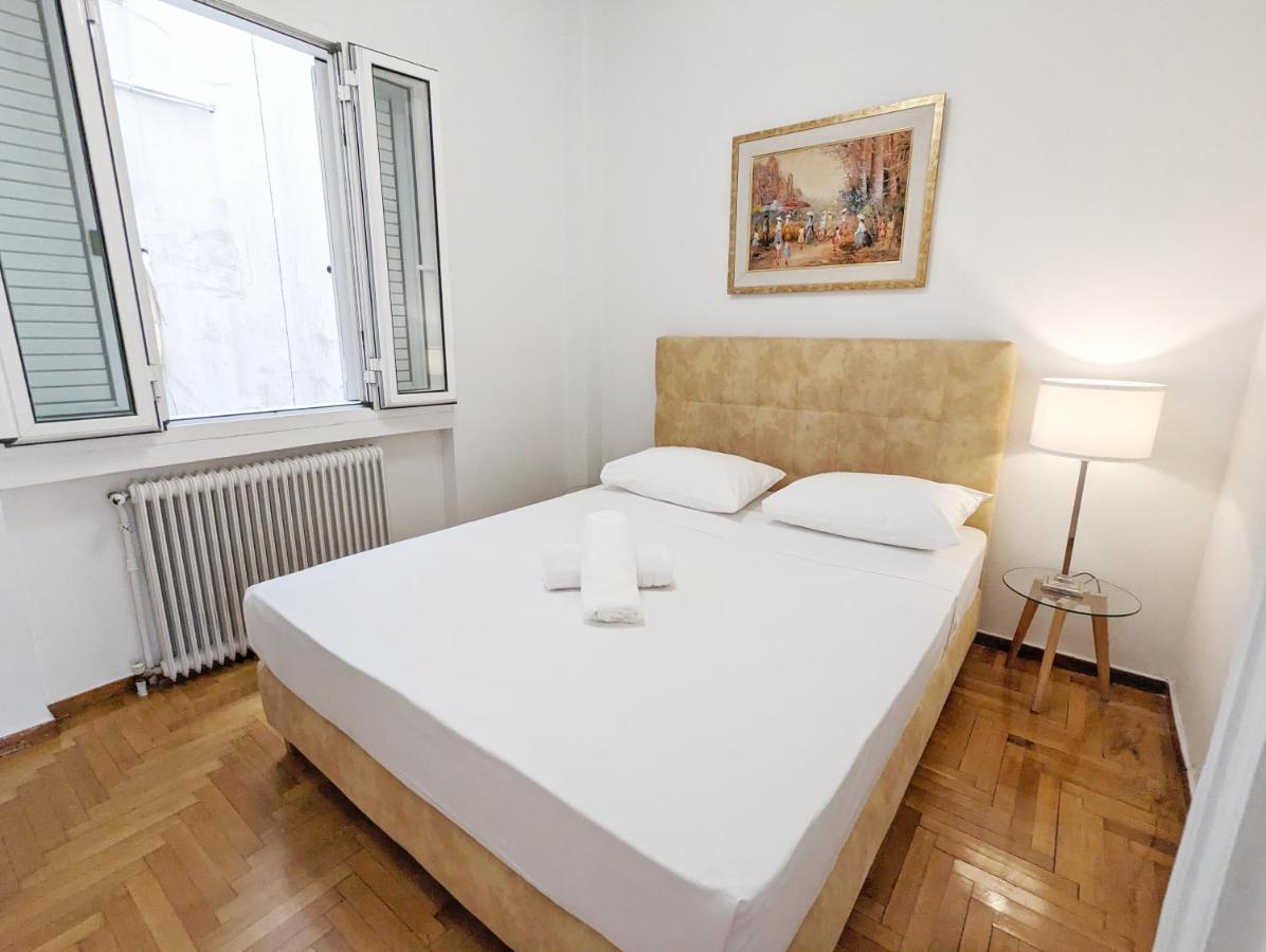 Victroria Grand Palace Apartment Афіни Екстер'єр фото